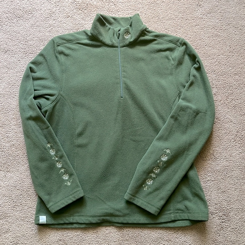 SAHALIE 1/4 zip fleece!